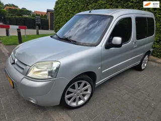Citroen Berlingo 1.4i Cinqspace AIRCO rijdt super