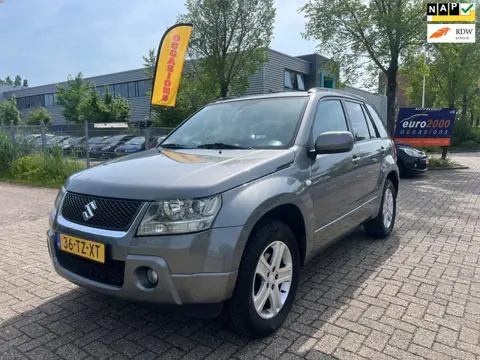 Suzuki Grand Vitara 2.0-16V Exclusive - Automaat - 4X4