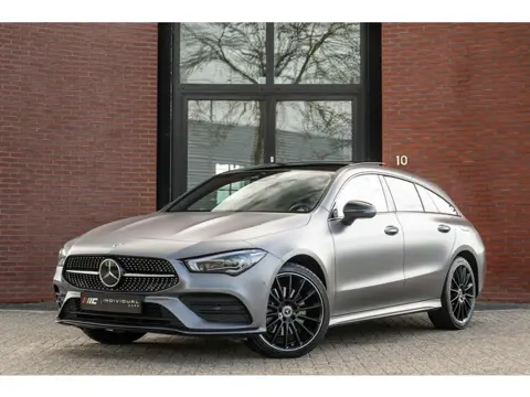 Mercedes-Benz CLA-klasse Shooting Brake 250 e AMG ACC HuD Panorama Multibeam 94% SOH