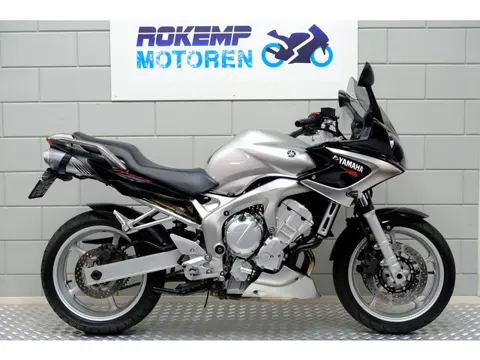 Yamaha FZ6 FAZER TOUR (bj 2004)
