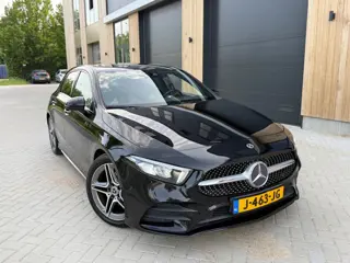 Mercedes-Benz A-klasse A180d AMG-Line AUTOMAAT/LEDER/XENON/MOOIE AUTO!