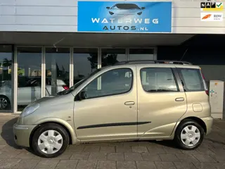 Toyota Yaris Verso 1.5 VVT-i Sol Airco/elektrische ramen/ 1e eigenaar