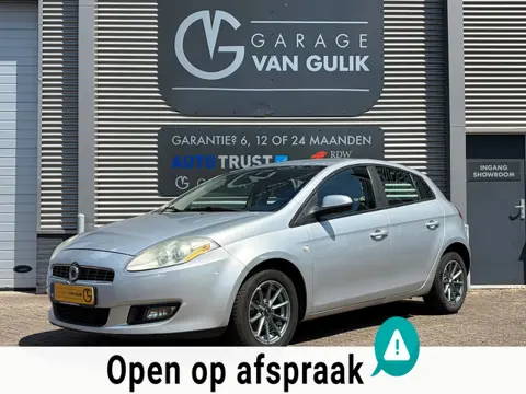 Fiat Bravo 1.4 Dynamic 90PK Cruise,ElektrRamen+Spiegels,Isofix,Radio/Cd-Speler,City-Steering,CentrVe