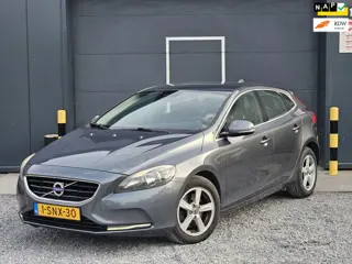 Volvo V40 1.6 T3 Momentum
