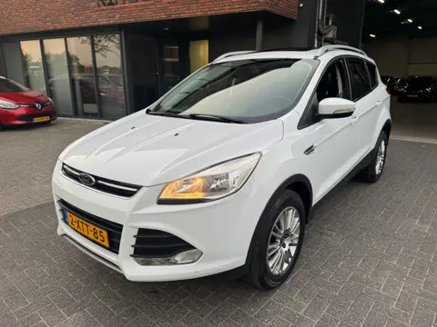 Ford Kuga 1.6 Titanium PANO CAMERA CRUISE TREKHAAK ORIG NL NAP