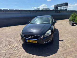 Volvo V60 1.6 T4 Summum