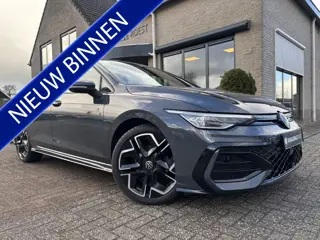 Volkswagen Golf Variant 1.5 eTSI R-Line Automaat 360-Camera / Full LED / Schakelflippers