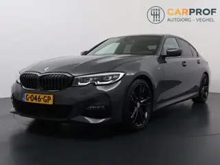 BMW 3-serie 330i High Executive Edition M Sport | Trekhaak |  NAP | HUD |