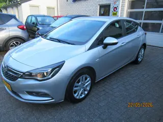 Opel Astra 1.4 Business+ automaat