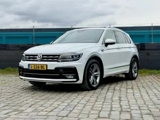 Volkswagen Tiguan 1.5 TSI DSG R-line|Pano|Leer|Trekhaak|360cam