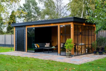 Maatwerk- Douglas houten bijgebouwen, tuinhuisjes, overkappingen.