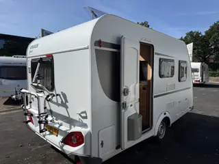 Knaus Sport 400 QD VASTBED ZITJE VOORTENT