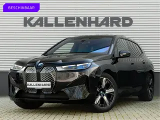 BMW iX xDrive50 - Luchtvering - Sportpakket - Driving + Parking Ass Prof