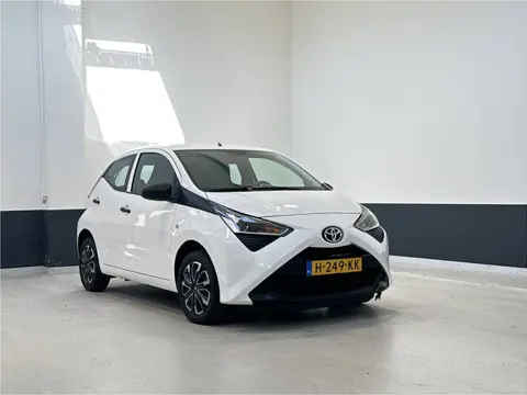 Toyota Aygo 1.0 VVT-i x-fun| NL| 1 Eig | Airco| C.V | Bluetooth |