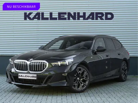 BMW 5 Serie Touring 520i M-Sport - Driving + Parking Ass Plus - Head-Up - Adaptive LED 530e