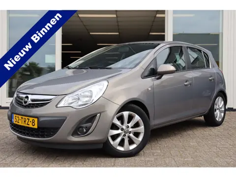 Opel Corsa 1.2-16V Anniversary Edition, AIRCO, CRUISE, DEALER ONDERHOUDEN, NAP, Prijs Is Rijklaar In