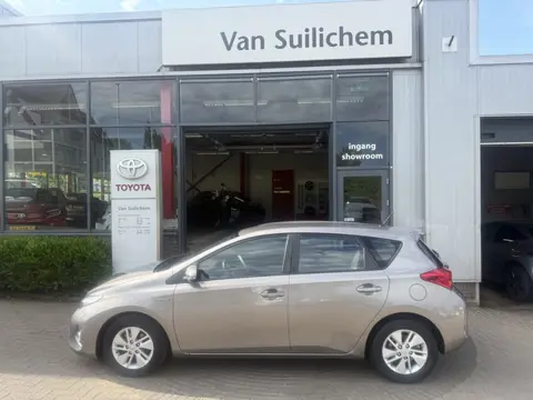 Toyota Auris 1.8 Hybrid Aspiration (bj 2013, automaat)