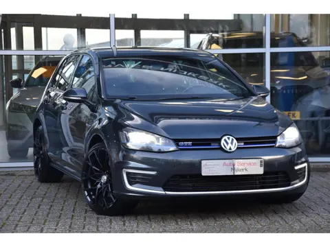 Volkswagen Golf 1.4 TSI GTE Aut. Leder Pdc Nav. Lm-Velgen NAP
