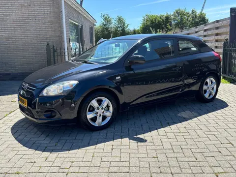 Kia Pro_cee'd 1.6 CRDi X-tra 3drs | diesel | nieuwe koppeling | nieuwe apk !