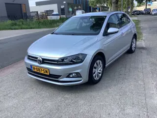 VOLKSWAGEN POLO 1.0 TSI COMF.L. BUS.