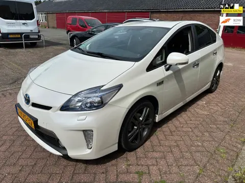 Toyota Prius 1.8 Plug-in Dynamic Business LEER NAVI CAMERA DEALEROH
