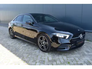 Mercedes-Benz A-klasse 200 Launch Edition AMG / Camera / CarPlay / Cruise / PDC