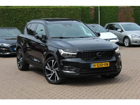 Volvo XC40 1.5 T5 Twin Engine Inscription R-Design / Full option! / Trekhaak / Panoramadak / 360Came