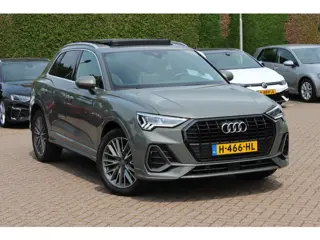 Audi Q3 45 TFSI quattro S Line edition one / Panoramadak / Camera / Keyless / B&O / Matrix LED / 19'
