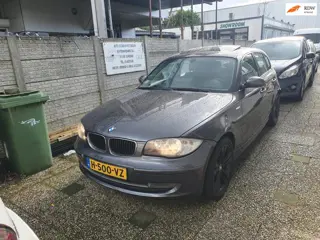 BMW 1-serie 116i met schuifkanteldak/Airco