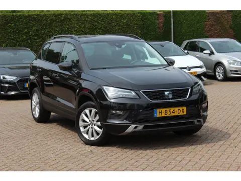 SEAT Ateca 1.0 EcoTSI Style Business Intense / Camera / CarPlay / 17'' / Navigatie / DAB / ACC