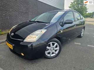 Toyota Prius 1.5 VVT-i Tech Edition GARANTIE