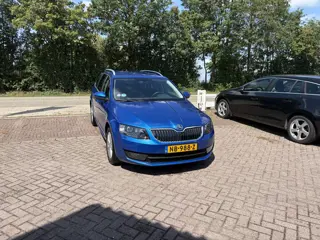 Škoda Octavia Combi 1.0 TSI Greentech Style Business TREKHAAK STOELVERWARMING PDC V+A