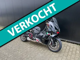 Italjet Dragster 700 TWIN - LIMITED EDITION 61/700 - GLOEDNIEUW - AKRAPOVIC - DUBBEL DASH CAM