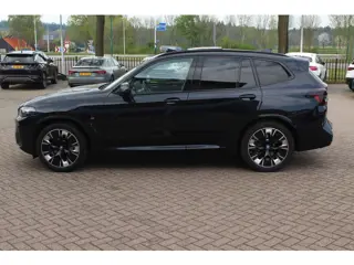 BMW iX3 High Executive 80 kWh / Trekhaak / Panoramadak / 360Camera / Head-up / 20'' / Leder / Harman