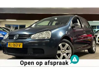 Volkswagen Golf 1.6 Trendline|NweAPK|Panoramadak|AppleCarplay|Airco|5Deurs