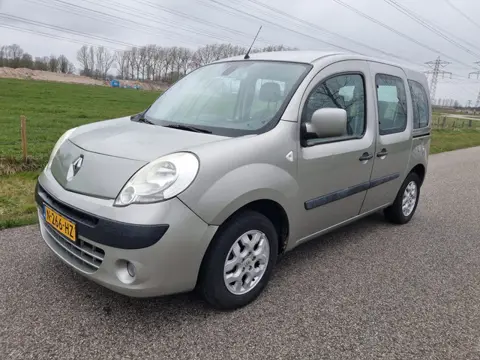 Renault Kangoo Family 1.6-16V Expression automaat.