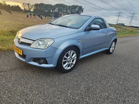 Opel Tigra TwinTop 1.4-16V Sport
