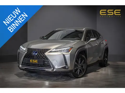 Lexus UX 250h Luxury Line | Carplay | Camera | Adaptive Cruise | Led | Navigatie