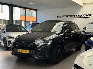 Audi Q7 60 TFSI e quattro S-line /Pano / RS Seat / Massage