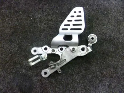 RECHTER SCHETSPLAAT Yamaha YZF R6 2006 - 2007