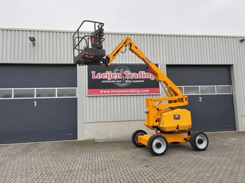 JLG 340AJ Diesel 4x4 articulated boomlift, 2012 year