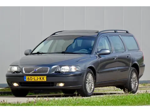 Volvo V70 2.5 T AWD AUT Titanium 2.5t | 7 Zitter | DAK | NL