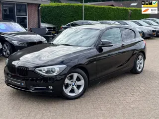 BMW 1-serie 114i EDE Upgrade Edition Sport|Nieuwe Ketting + Klepseals|Lane Assist|H&K|Bots waarschuw