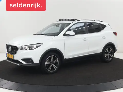 MG MG ZS Luxury 45 kWh | SOH 91,3% | Panoramadak | Leder |  Stoelverwarming | Trekhaak | Adaptive cr