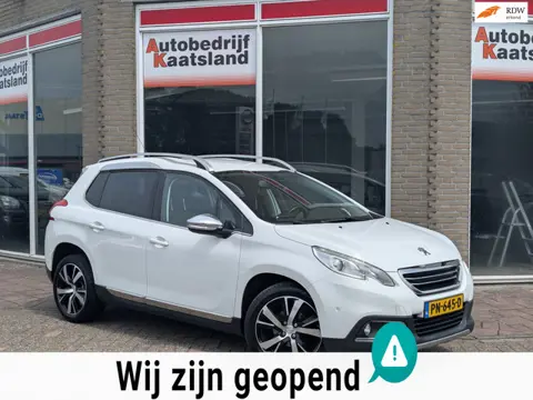 Peugeot 2008 1.6 e-HDi Allure - Navi - Cruise -