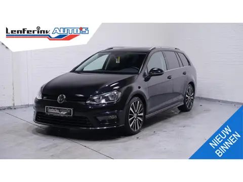 Volkswagen Golf Variant 1.6 TDI Highline  R-Design sportstoelen lederen bekleding NAP DAB-ontvangst 