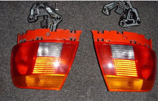 2 achterlichten + toebehoren AUDI A6, 6 liter 1994