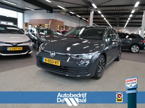 Volkswagen Golf 1.0 eTSi 110pk DSG 5-drs. CAMERA/KEYLESS/WINTERPACK/CARPLAY/17INCH
