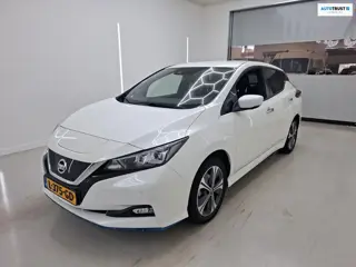 Nissan LEAF E+ N-Connecta 62 kWh SOH93% 1E EIG DEALEROND ORG NL|TREKHAAK|BLINDSPOT|STUUR+STOELVRM|VR