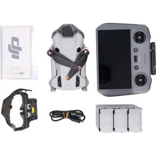 Tweedehands DJI Mini 4 Pro Fly More Combo met RC 2 Smart controller CM6968